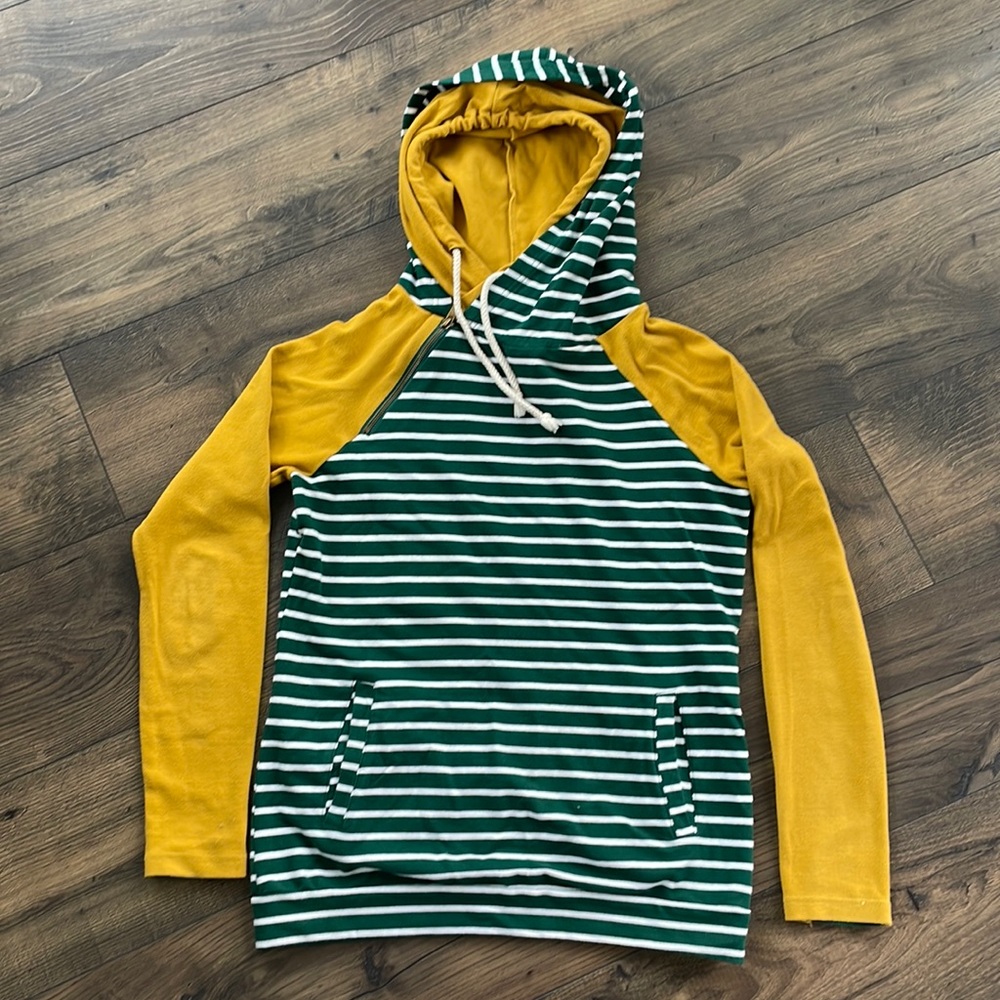 Ampersand Ave • Womens Hoodie Sweatshirt • S